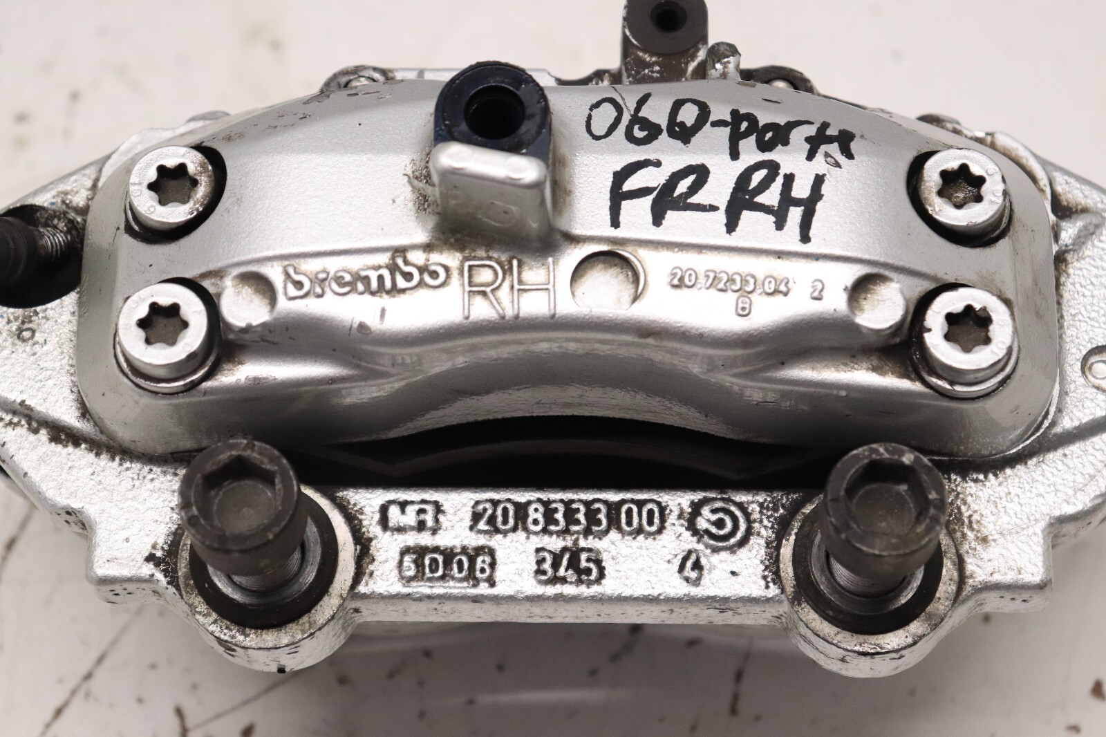F20960 2003-2008 Maserati Quattroporte M1319 Front Brake Caliper Brembo RH OEM