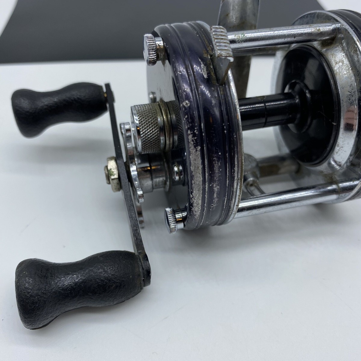 Vintage Abu Garcia Ambassadeur 5000C Baitcaster Reel 760303 Vintage Abu Garcia Ambassadeur 5000C Baitcaster Reel 760303