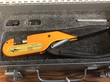 Omni-Spectra Crimping Tool T-4718-1 With Dies and Original Box