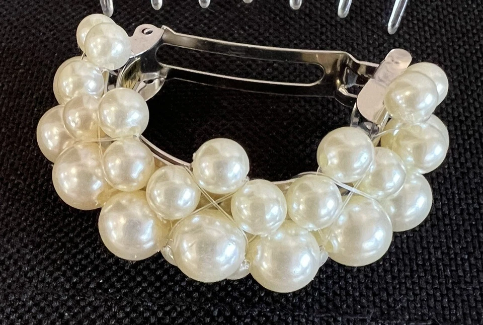 Vintage Pearl Hair Comb & Pearl Ponytail Barrette - Image 3 of 4