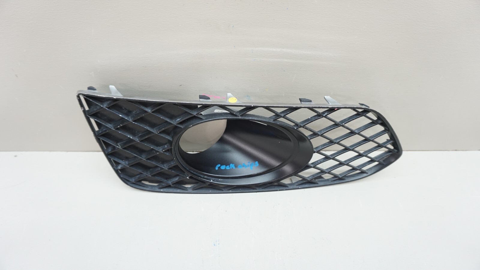 2016-2019 BENTLEY BENTAYGA FRONT LEFT GRILLE FOG LIGHT TRIM 36A807681 OEM