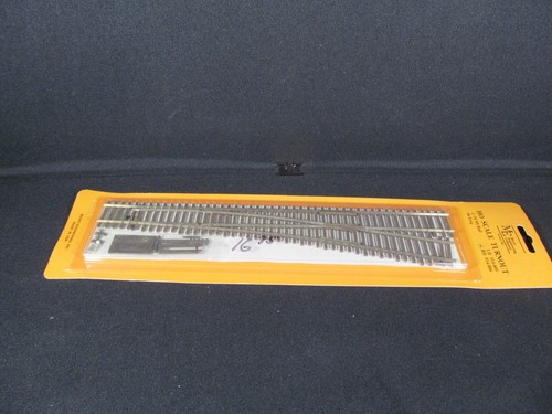 Micro Engineering HO Scale Turnout C-70 NS Rail #6 Frog RH #14-806 - NOS - Picture 4 of 5