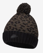 NIKE SPORTSWEAR WMNS CUFFED POM LINED BEANIE 1 Sz BLACK PURPLE NWT