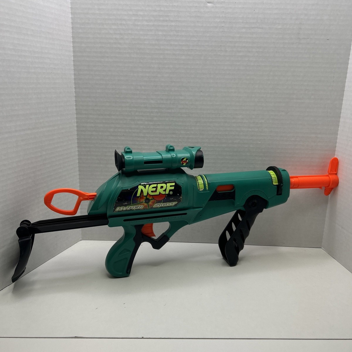 Vintage 1998 NERF Hyper Sight Expanding Blast Dart Gun. No Darts