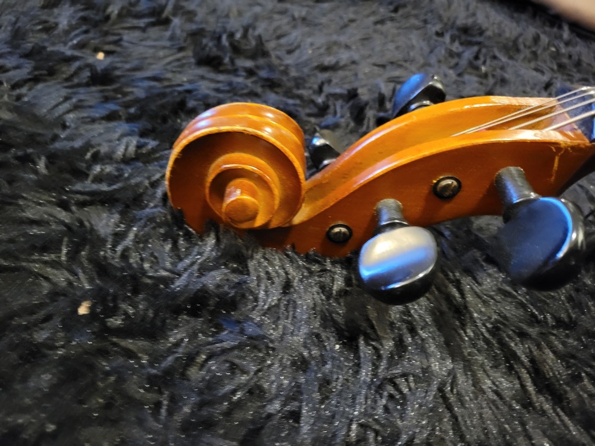 Karl Meisel Geigan Bass und Cellobau – Made In Germany