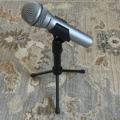 Samson Q2U Handheld Dynamic USB XLR Microphone With Stand Recording Podcast