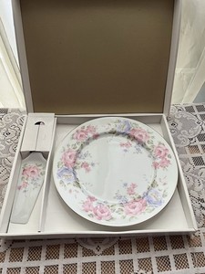 Andrea by Sadek Floral Cake Porcelain Serving Plate & Server  Flowers NEW In Box