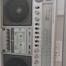 General Electric 3-5267A AM/FM Stereo Cassette Recorder Boombox Silver
