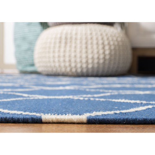 SAFAVIEH Dhurries DHU415A Handwoven Dark Blue Rug - Picture 6 of 19