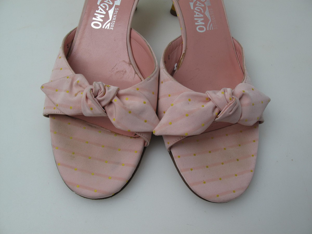 【Bow】Ferragamo ピンクリボンヒール Salvatore Ferragamo Pink Bow Leather Kitten Heels Shoes
