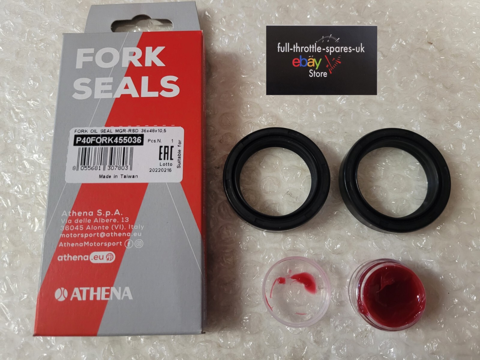 fits: YAMAHA DT 400 MX 1977-1979 ATHENA FORK OIL SEALS + RUBBER GREASE