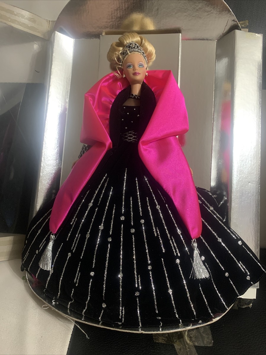 1998 Happy Holidays Barbie Doll Mattel Original New In opened