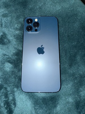 iphone 12 pro max unlocked With Tik Tok Installed !!