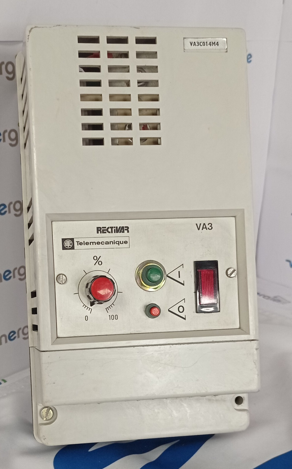 Variateur continu Rectivar VA3 VA3C014M4 Telemecanique reconditionné