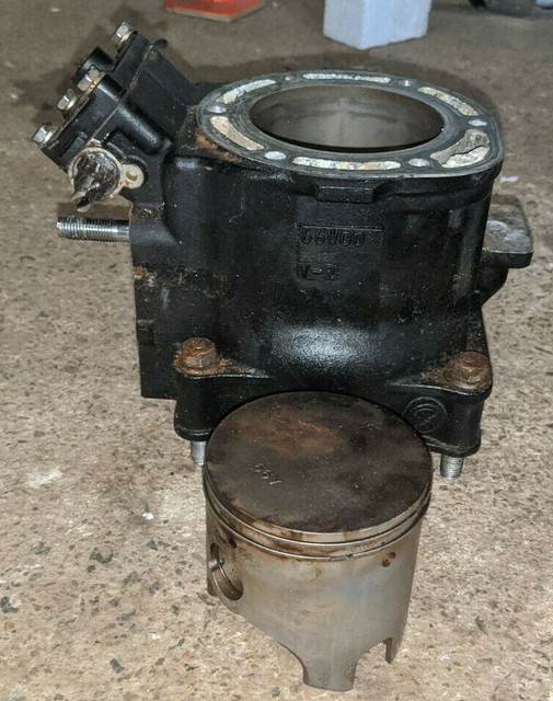 Двигатель yamaha gp1200