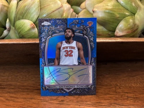 2025 Topps Chrome Karl-Anthony Towns Signature Style (RAW)