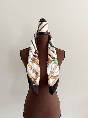 New Unisex Gucci Equestrian White Black Border Silk Scarf with Gucci Box