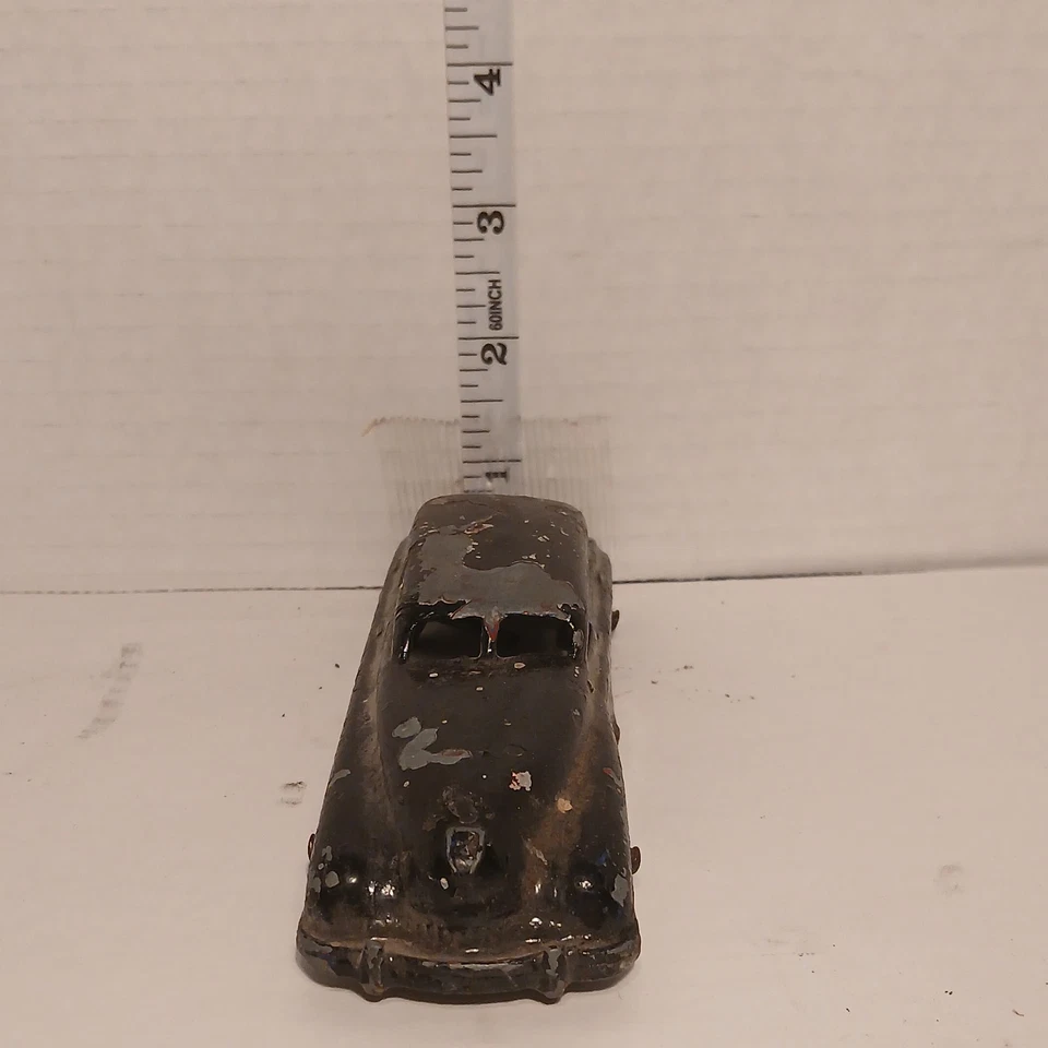 2 Tootsietoy40’s Kaiser Jumbo 746 Sedán y Camión Acero Prensado Tootsie Juguete EE. UU. Foto 3 de 4