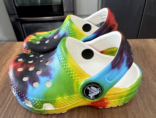 Crocs Classic Tie Dye Clogs / Sandals Toddlers Multicolor Slingback - C4 NWOT - Picture 2 of 6