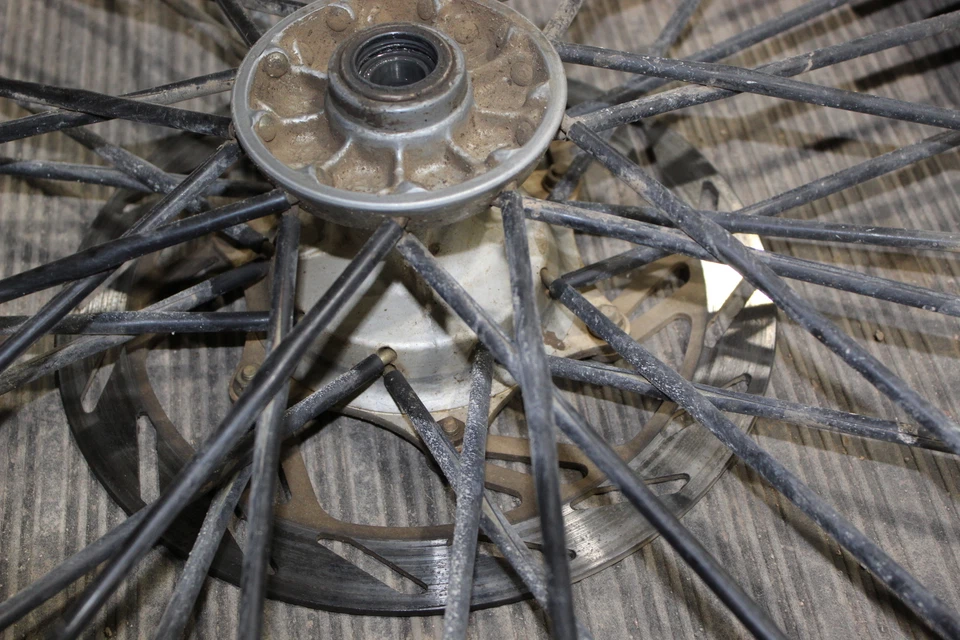 Llanta delantera KTM 300 MXC 1995 #6615 Foto 3 de 4