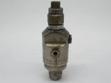Spraying Systems Co. 1/4JAU CYL Air Atomizing Nozzle 1/4" JAU COS DMG USED