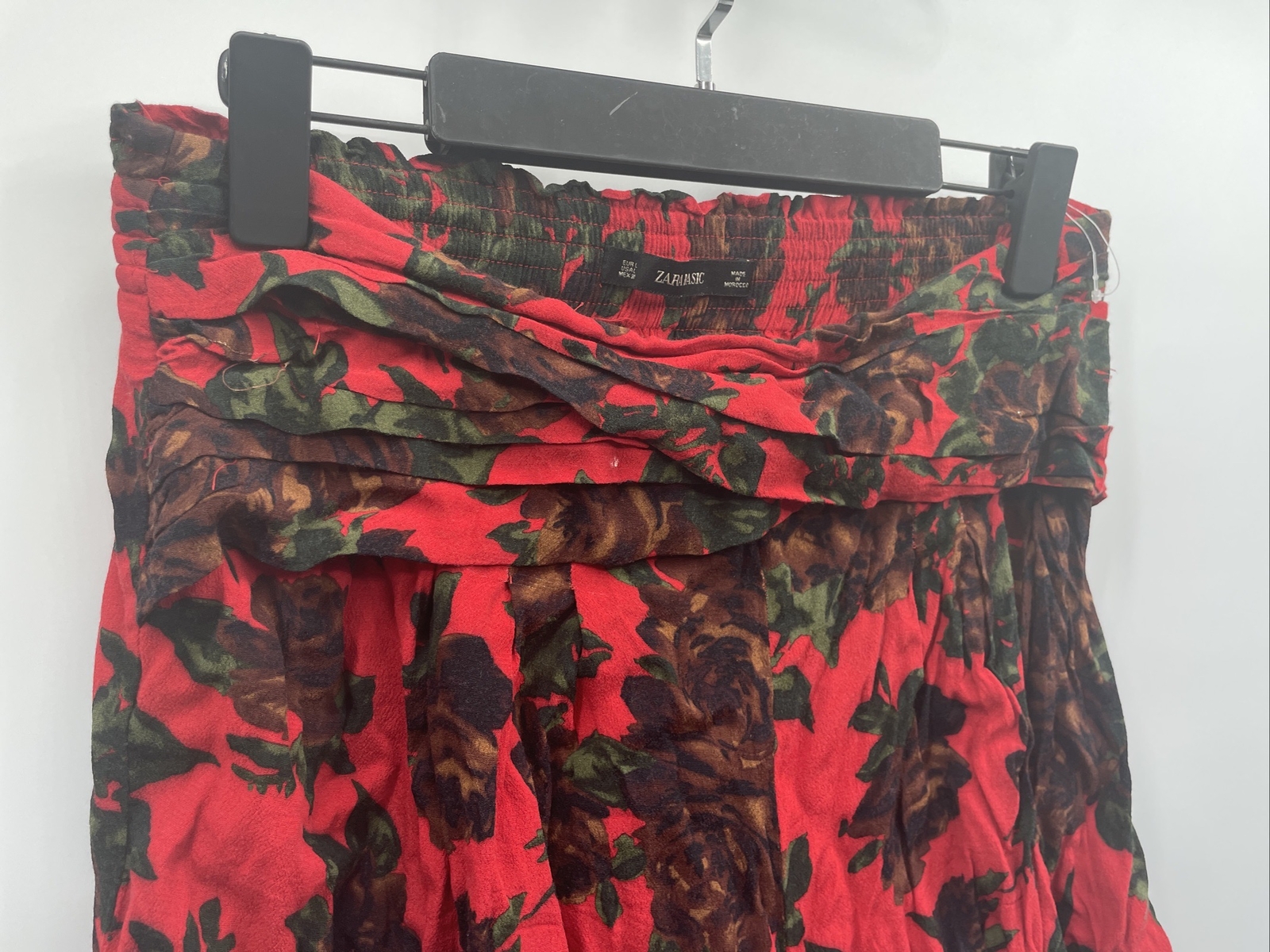 Women's Zara Basic Collection Red Pull On Ruffled… - image 7