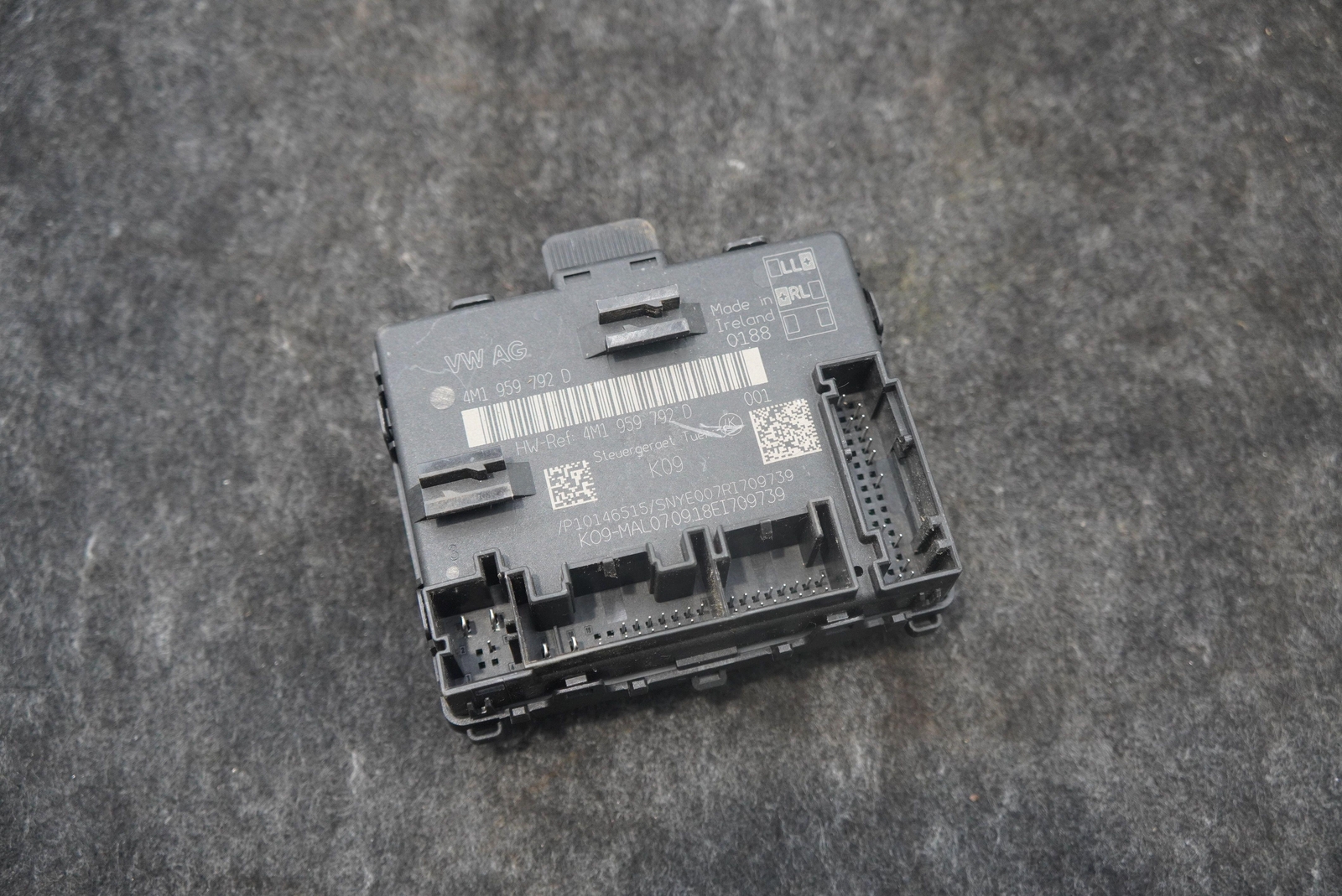 Front Right Passenger Door Control Module ECU 4M1959792D Lamborghini Urus 2019
