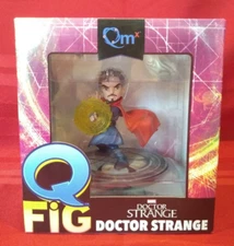 Dr Strange Q-Pop Collectible Q fig Loot Crate Exclusive Marvel Comics Vinyl QMX