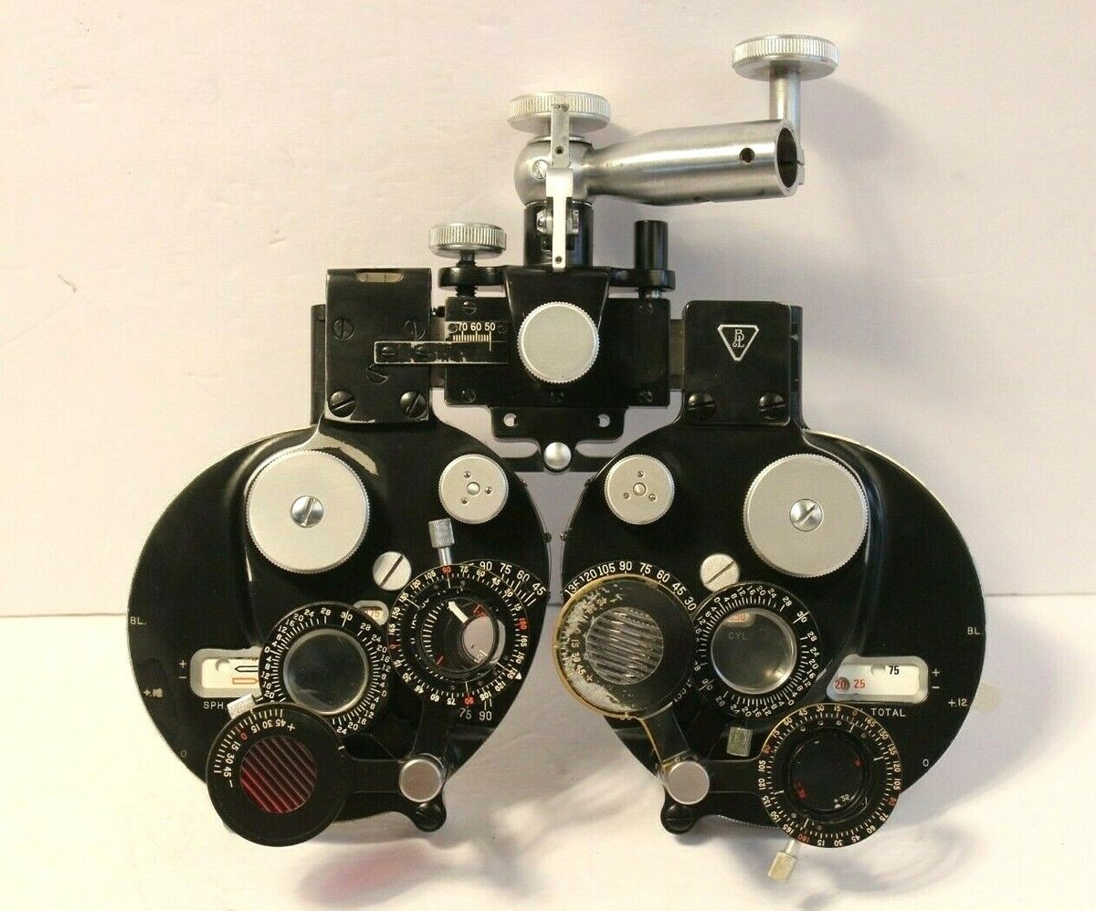 Ancien Réfracteur Ophtalmique Bausch & Lomb Greens (phoroptère) – Vintage Fonctionnel