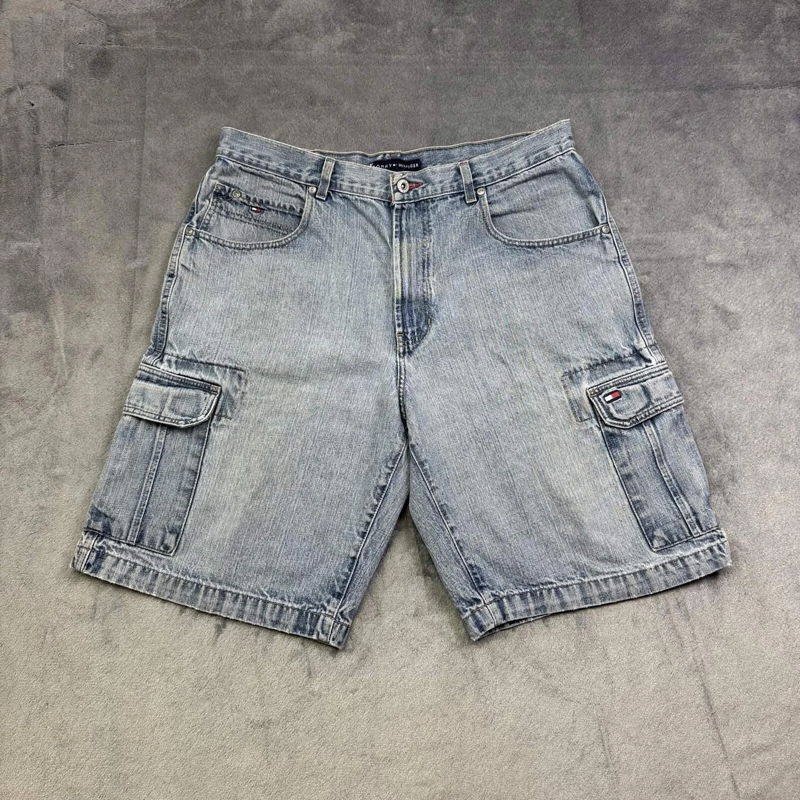 Tommy Hilfiger Vintage Men's Light Wash Denim Cargo Shorts
