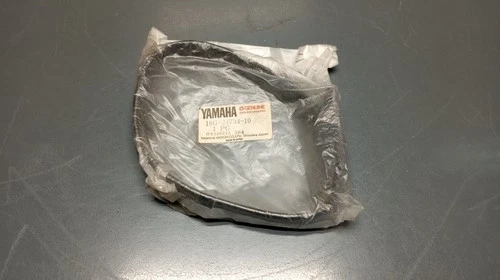 Yamaha genuine new dt125 dt175 seat band pn 18g-24734-10