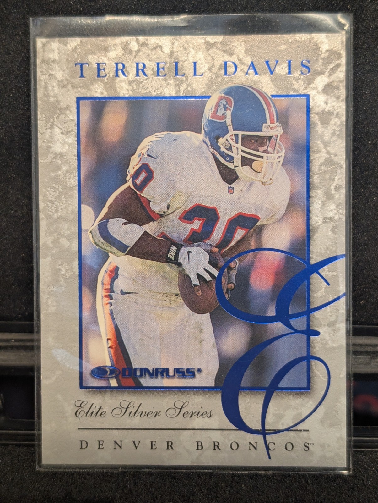 1997 Donruss - Elite Series #5 Terrell Davis /5000 Denver Broncos 