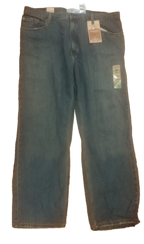 NWT LEVI STRAUSS MEN'S SIGNATURE STRAIGHT LEG SIZE WAIST 42 INSEAM 32 100% COTTO