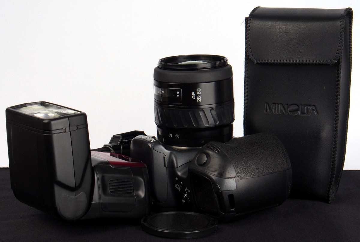 Minolta Alpha 303si Super 35mm Film AF SLR + AF 28-80mm Lens
