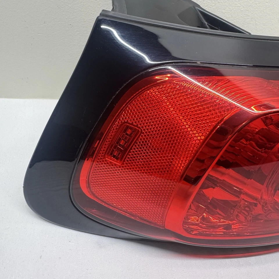 Luz trasera izquierda lado del conductor Jeep Cherokee 2014-2018 OEM 68102907AF Foto 3 de 4