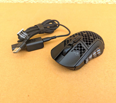 SteelSeries Aerox 9 Wireless MMO Maus