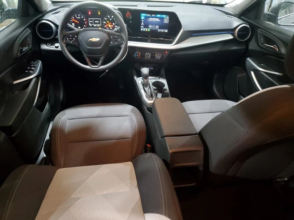 Condensador CA TRAX 2024 2930485 Foto 3 de 4