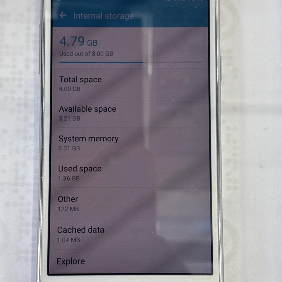 Samsung Galaxy J5 2015 8GB (Unlocked) BLACK Sim Free Android Smartphone Grade A, photo 3 of 4