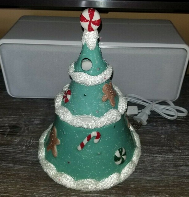 YANKEE CANDLE Sugarplum Gingerbread Christmas Tree Electric Warmer