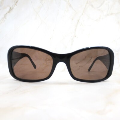 Salvatore Ferragamo Sunglasses - Black and Beige Amazon.com: Ferragamo Brown Gradient Oval Sunglasses SF668  main image 4