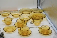 Vintage The Little American Maid Child Topaz Tea Set Akro Agate Co. Mint Z1