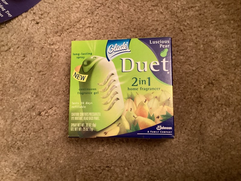 NOS Glade Duet 2 in 1 Gel & Spray Air Freshener Luscious Pear