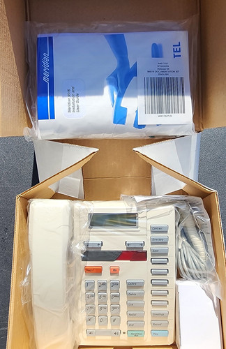 Nortel Meridian 9516 Phone With Cord And AC Adapter NEW OLD STOCK! Great Find! - Picture 6 of 6