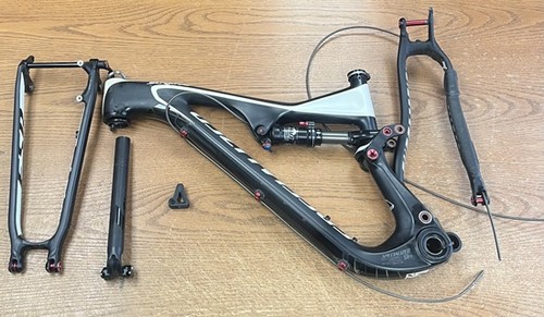 Specialized EN14766 Stumpjumper Carbon Fact 9m iS with Fox Evolution Series CCM7