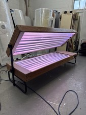 16T Pine 100&80 watt laydown Sunbed tanning CAN DEL MOST OF UK mess for £