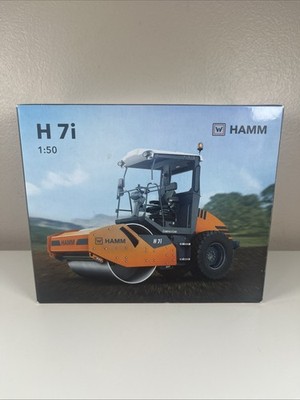 Hamm H7i Padded Roller Compactor with Cab - NZG 1:50 Scale Model