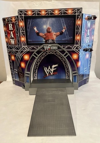 WWF Raw is War Entrance Stage Playset, 2001 Jakks Pacific Inc. VERY RARE ITEM!!!