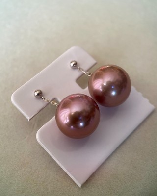 18K White Gold_Giant 14.2mm Natural Plum-Pie Purple Freshwater Pearl Earrings