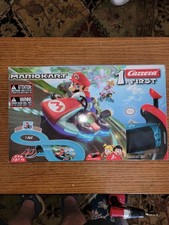 MARIO CART LIVE 1. CARRERA Set w/Mario  Yoshi Cars Controllers WORKS GREAT