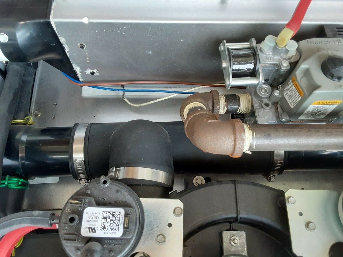 Scarico A T LENNOX 93M29 / 30M0001 – Usato Funzionante